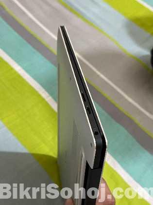Dell XPS 13 9380 CORE i7 8th GEN 16GB 512 SSD